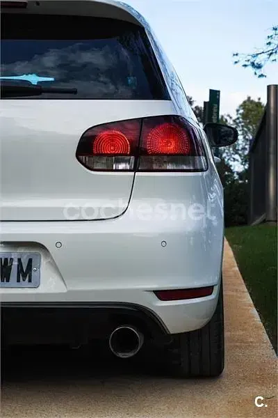 Usado VW Golf VI GTI 210 CV (154 kW) 2009 Blanco Utilitario
