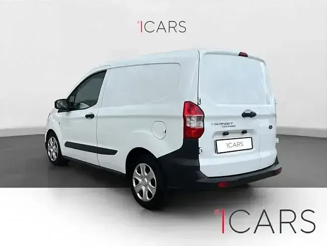 Usado Ford Transit Trend 100 CV (73 kW) 2023 Blanco Berlina