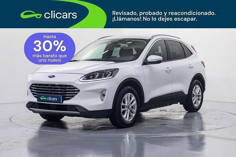 Usado Ford Kuga Titanium 224 HP (164 kW) 2022 Branco SUV