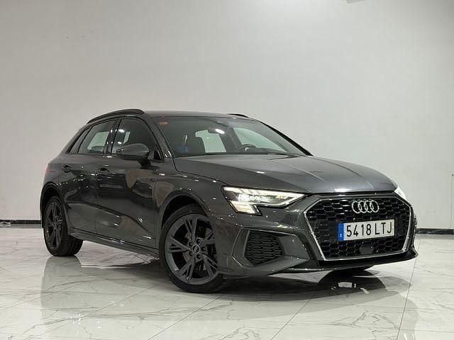 Usado Audi A3 e-tron Advanced Plus 204 CV (150 kW) 2021 Gris Utilitario