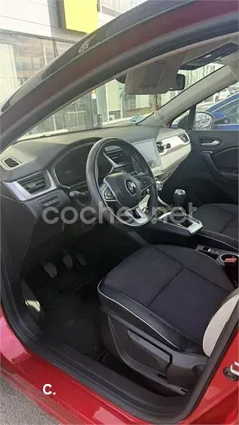Usado Renault Captur Techno 140 CV (102 kW) 2022 Rojo SUV