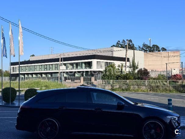 Negro Usado 2019 Mercedes CLA45 AMG Shooting Brake Familiar | 52.000 € - Imagen 1/4