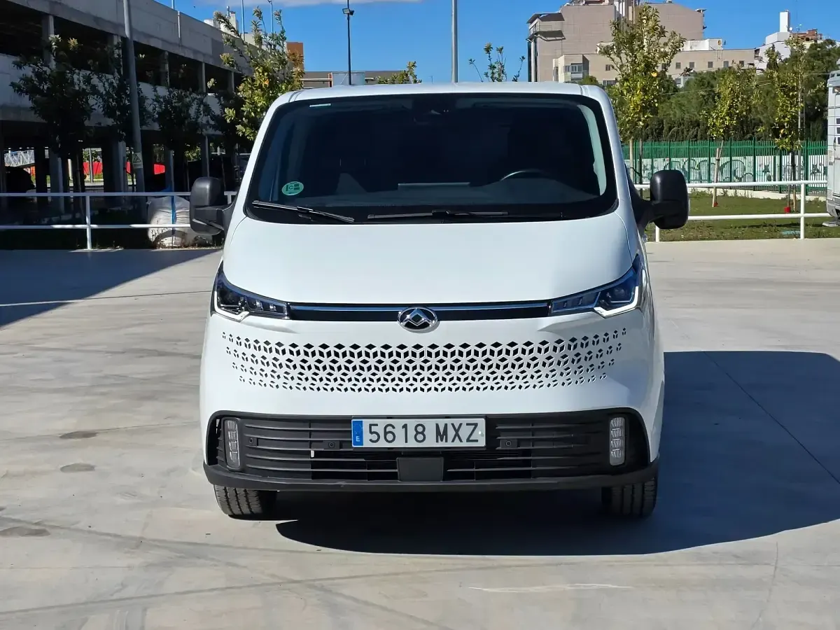 Usado Maxus V70 150 CV (110 kW) 2025 Blanco Van