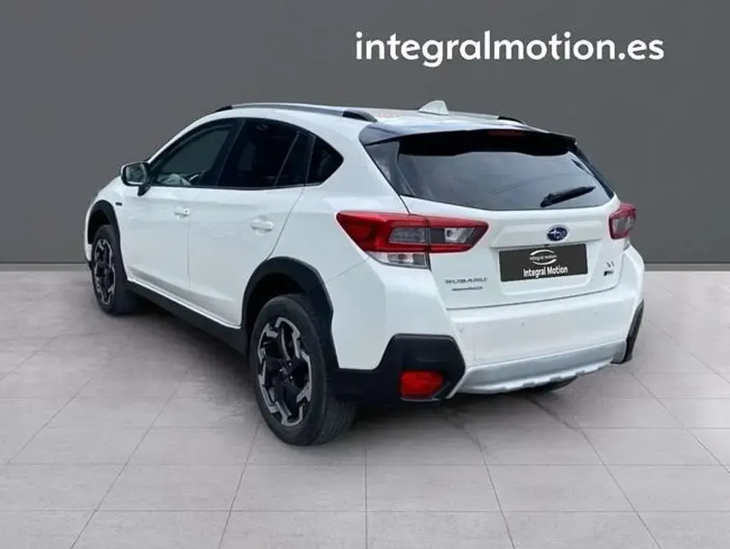 Usado Subaru XV 151 CV (111 kW) 2023 Blanco SUV
