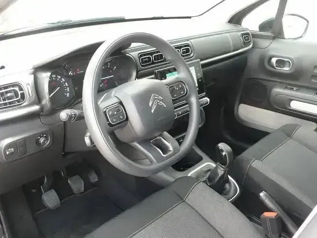 Usado Citroën C3 PureTech 84 CV (61 kW) 2023 Gris metalizado Utilitario