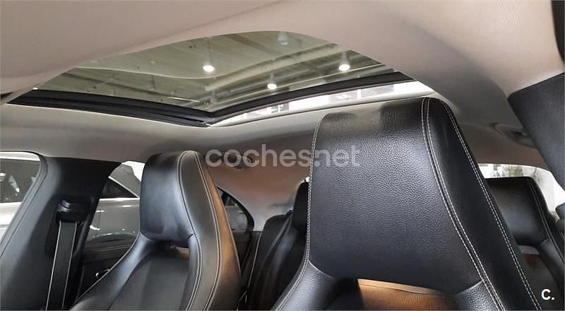 Usado Mercedes CLA200 136 CV (100 kW) 2018 Gris / plata Berlina