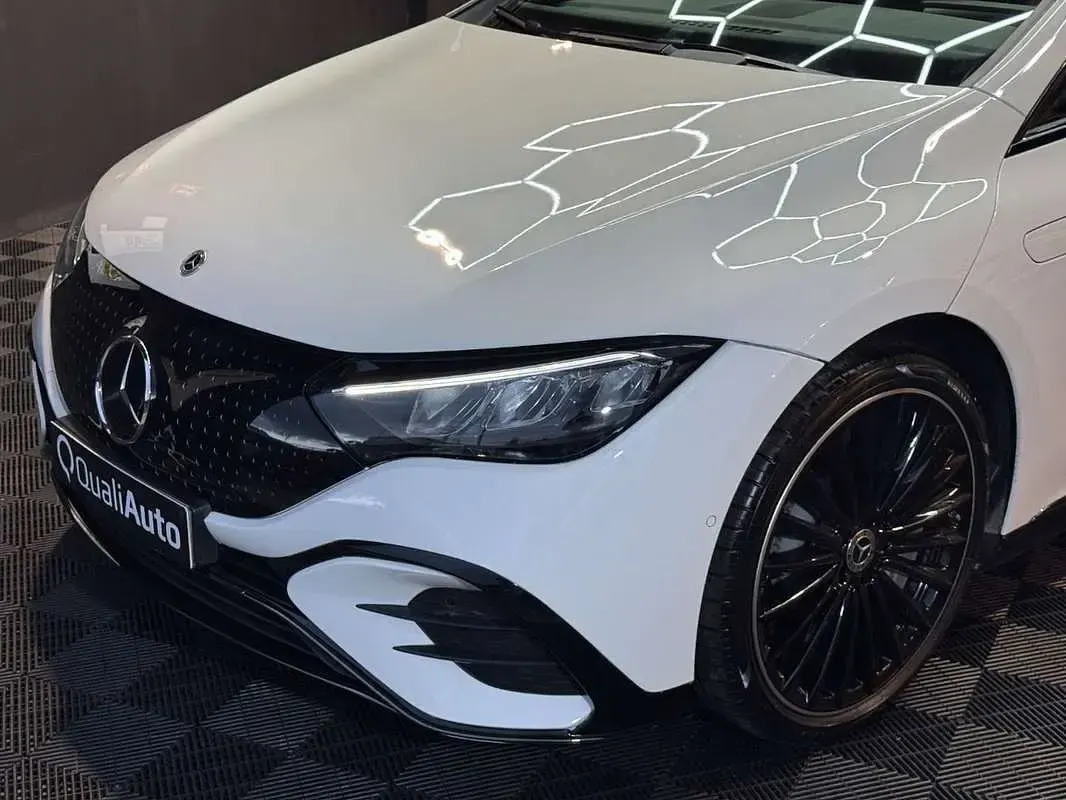 Usado Mercedes EQE350 214 kW (292 CV) 2023 Blanco Berlina