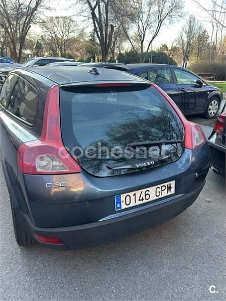 Usado Volvo C30 Kinetic 100 CV (73 kW) 2009 Azul Utilitario