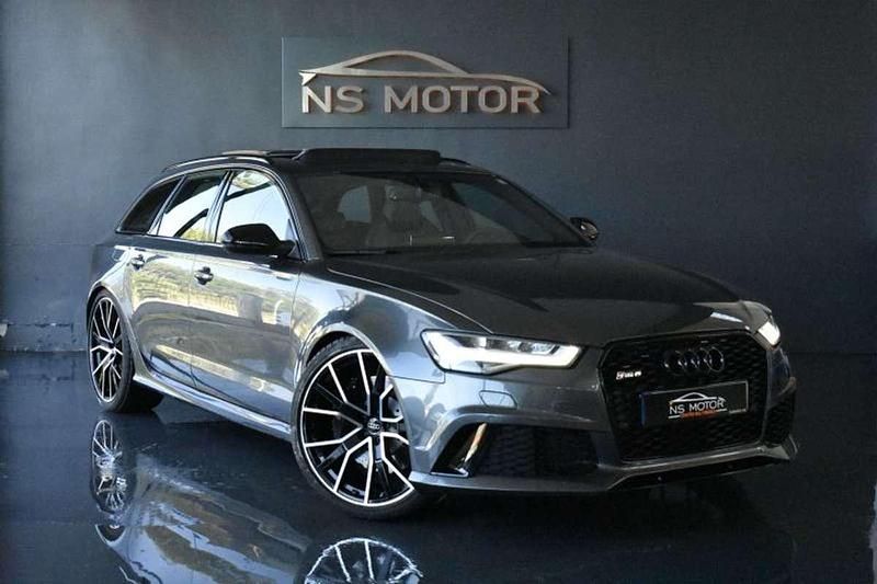 Usado Audi RS6 560 CV (411 kW) 2018 Gris / plata Familiar