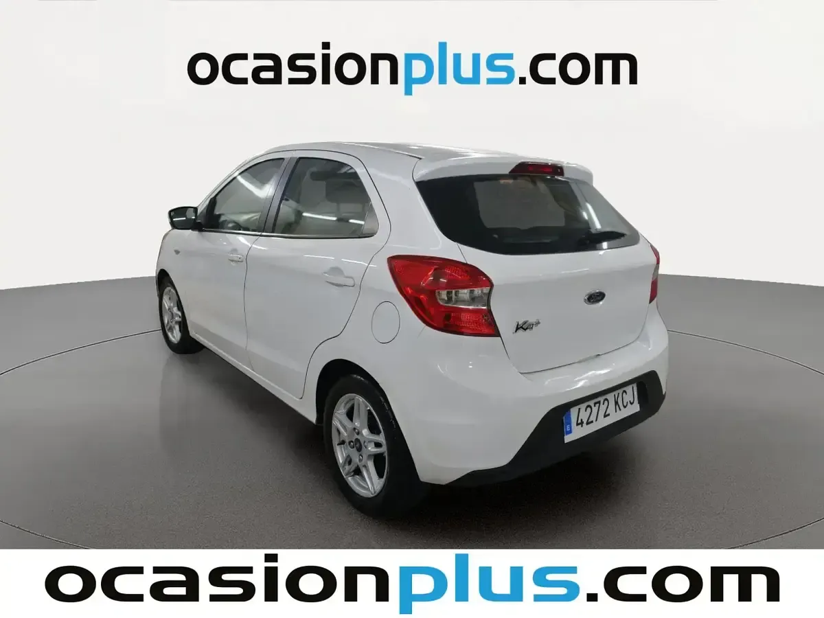 Usado Ford Ka Ultimate 85 CV (62 kW) 2017 Blanco Berlina