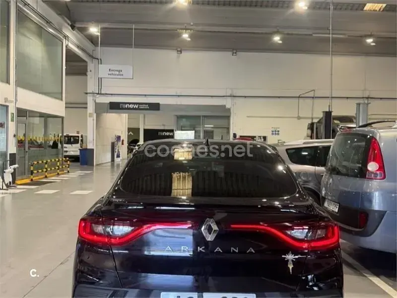 Usado Renault Arkana Evolution 140 CV (102 kW) 2023 Negro SUV