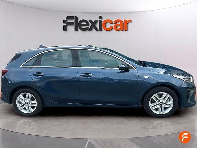 Usado Kia Ceed 100 CV (73 kW) 2019 Azul Utilitario