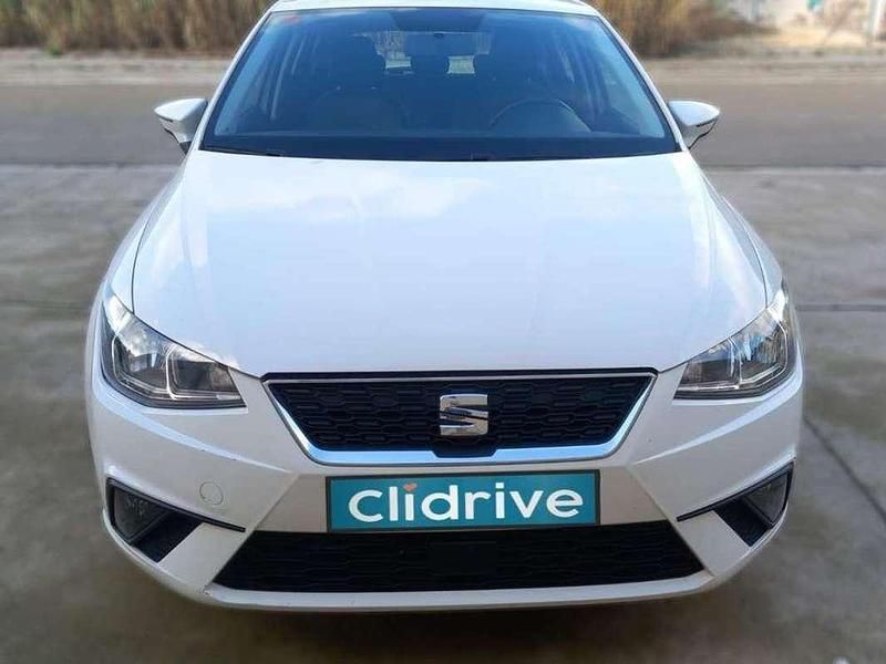 Usado Seat Ibiza Style 95 CV (69 kW) 2017 Blanco Utilitario