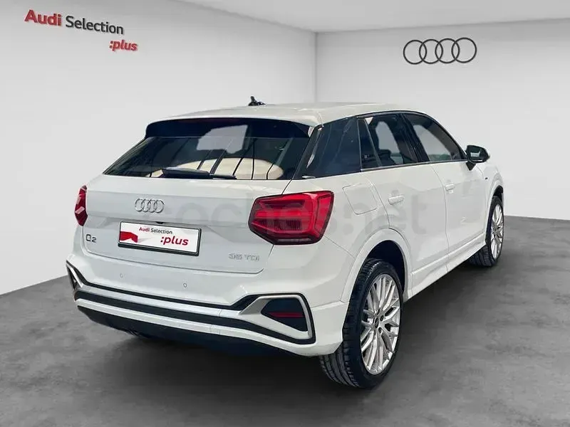 Usado Audi Q2 Ambiente 150 CV (110 kW) 2024 Blanco SUV