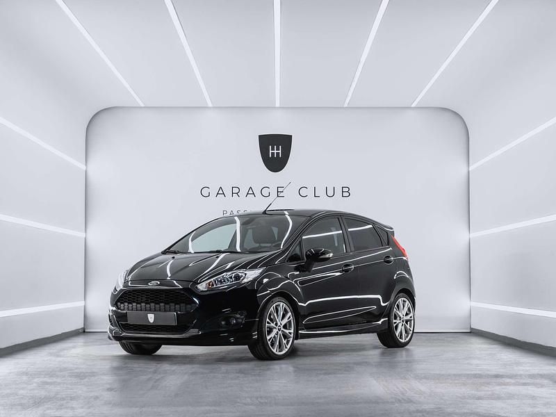 Usado Ford Fiesta ST-Line 101 CV (74 kW) 2017 Negro Berlina