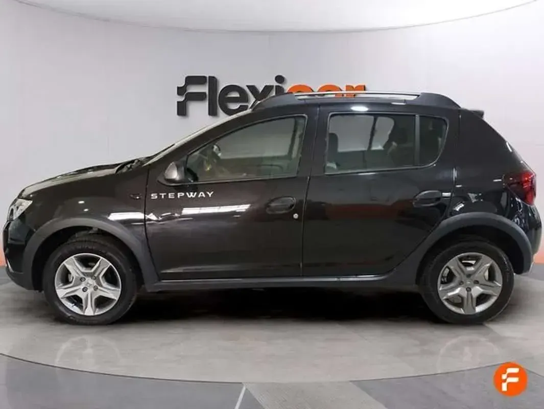 Occasion Dacia Sandero Comfort 95 PK (69 kW) 2020 Zwart Sedan