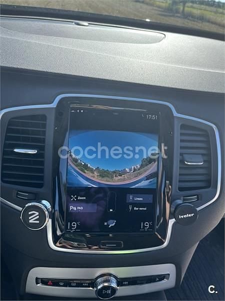 Usado Volvo XC90 Momentum 235 CV (172 kW) 2017 Negro SUV