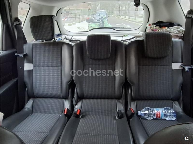 Käytetty Renault Scénic III Dynamique 110 HP (80 kW) 2012 Peessi Tila-auto