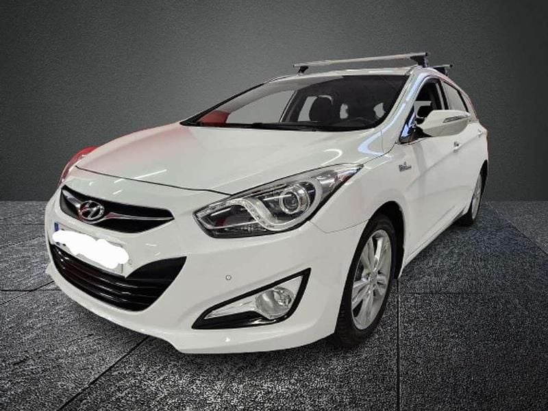 Blanco Usado 2014 Hyundai i40 Familiar | 8990 € (Precio justo) - Imagen 1/4