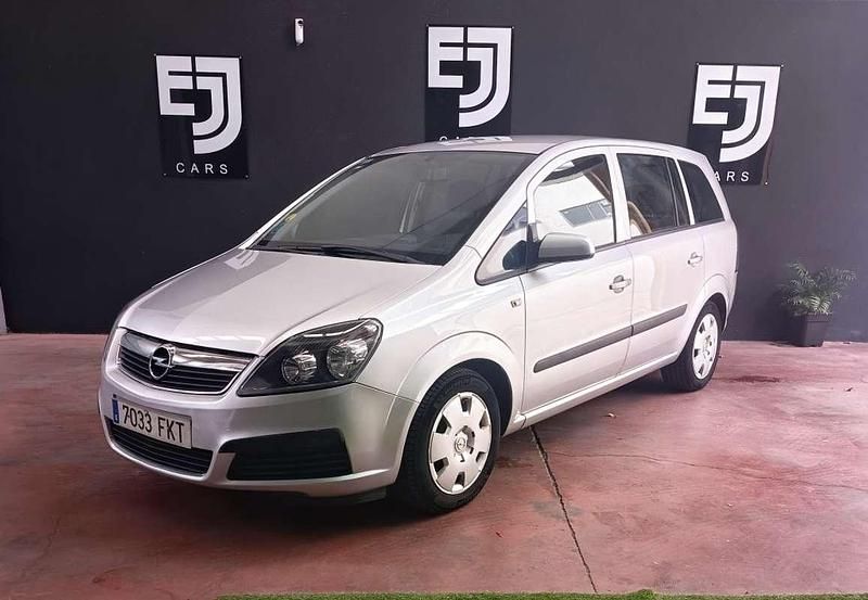Usado Opel Zafira Essentia 105 CV (77 kW) 2007 Gris Monovolumen