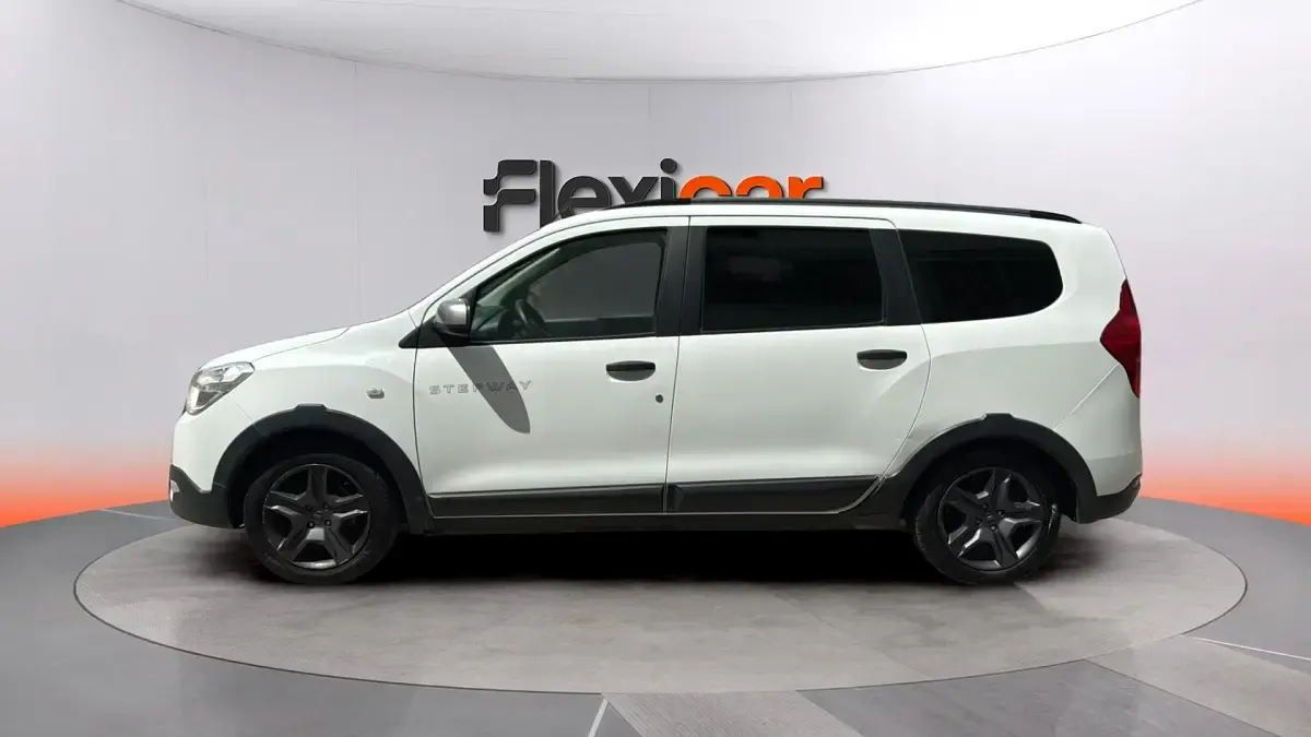 Usado Dacia Lodgy Lauréate 116 CV (85 kW) 2018 Blanco Monovolumen