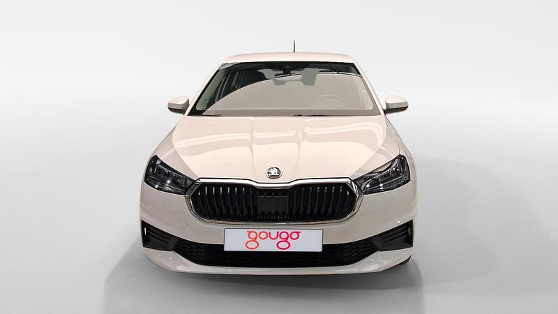 Usado Skoda Fabia Ambition 80 CV (58 kW) 2022 Blanco Utilitario
