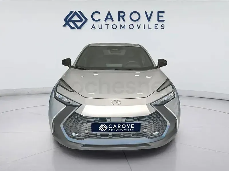 Usado Toyota C-HR Active 140 CV (102 kW) 2024 Gris / plata SUV