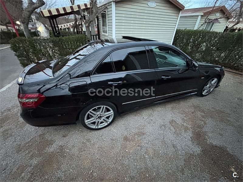 Usado Mercedes E250 Avantgarde 204 CV (150 kW) 2011 Negro Berlina
