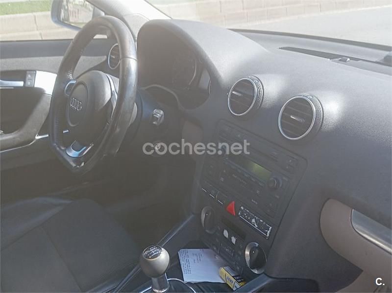 Usado Audi A3 Ambition 250 CV (183 kW) 2005 Gris / plata Utilitario