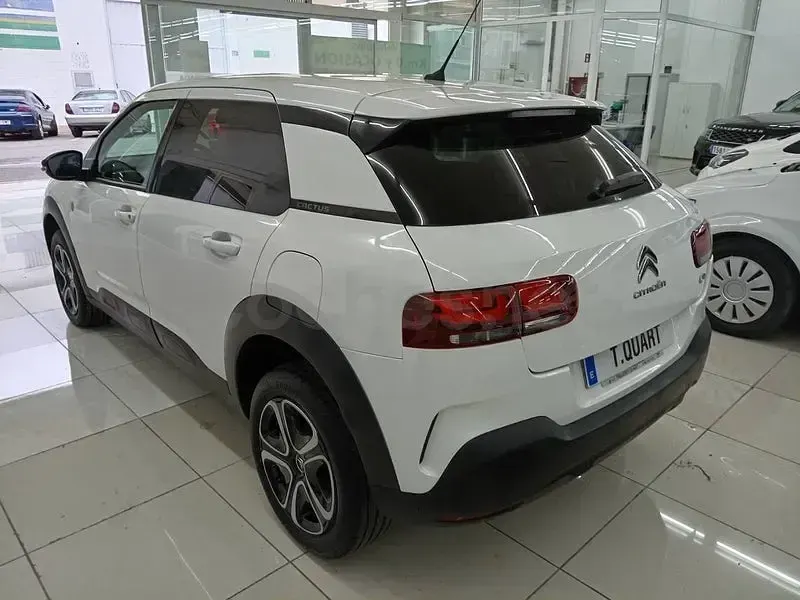 Usado Citroën C4 Cactus 102 CV (75 kW) 2021 Blanco Utilitario