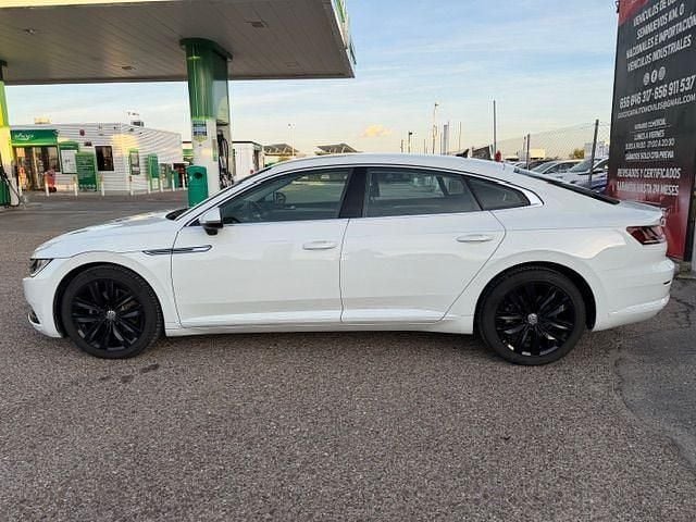 Usado VW Arteon Elegance 150 CV (110 kW) 2021 Blanco Berlina