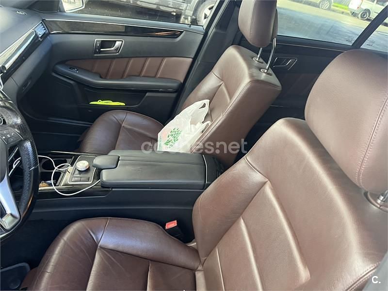 Usado Mercedes E250 204 CV (150 kW) 2013 Marrón Familiar