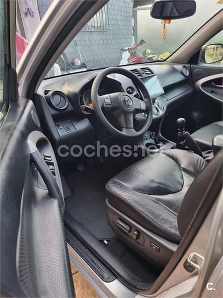 Usado Toyota RAV4 Premium 177 CV (130 kW) 2007 Gris / plata SUV