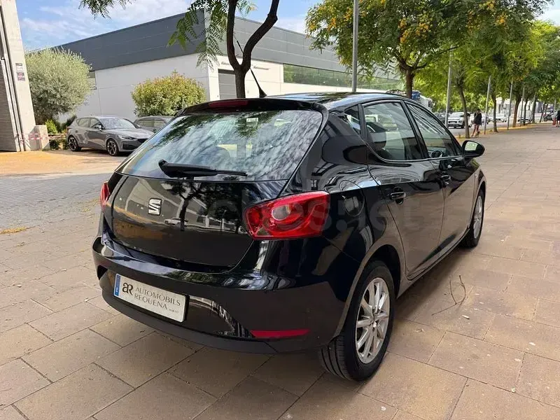 Usado Seat Ibiza CONNECT 90 CV (66 kW) 2016 Negro Berlina