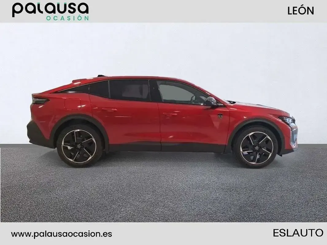 Usado Peugeot 408 GT 131 CV (96 kW) 2024 Rojo SUV
