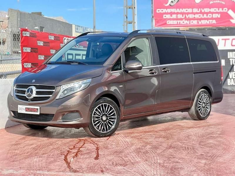Marrón Usado 2016 Mercedes V250 Avantgarde Monovolumen | 39.990 € - Imagen 1/4