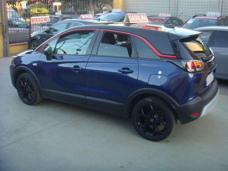 Usado Opel Crossland X GS Line 131 CV (96 kW) 2022 Azul SUV