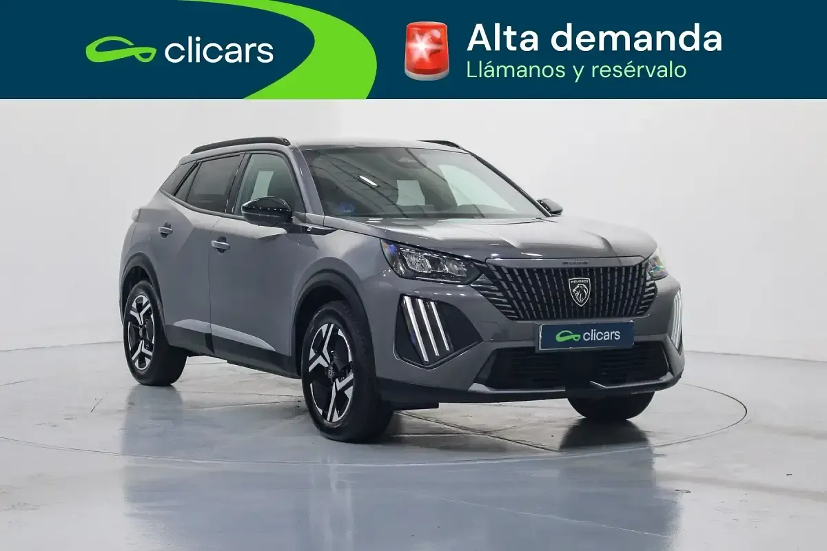 Usado Peugeot e-2008 Allure 114 kW (156 CV) 2025 Gris SUV
