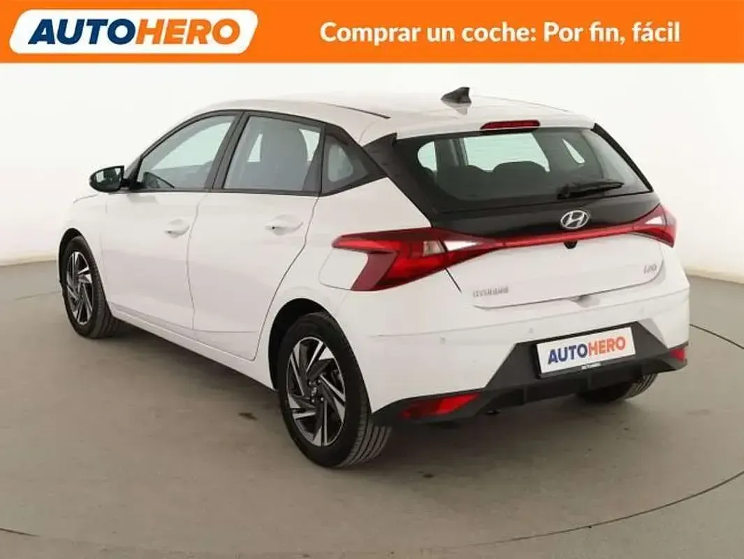 Usado Hyundai i20 101 CV (74 kW) 2022 Blanco Utilitario