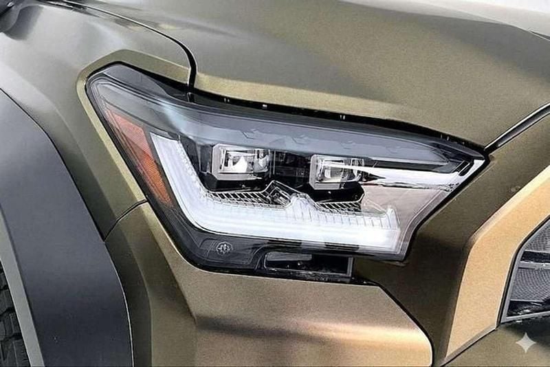 Nowe Toyota 4 Runner 326 KM (239 kW) 2025 Brązowy SUV