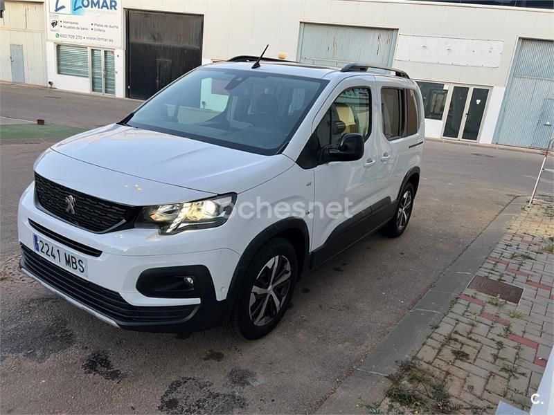 Blanco Usado 2022 Peugeot Rifter GT Monovolumen | 24.200 € (Un poco caro) - Imagen 1/4
