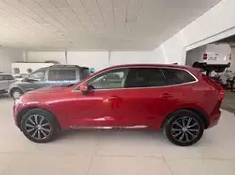 Usado Volvo XC60 Inscription 190 CV (139 kW) 2019 Rojo SUV