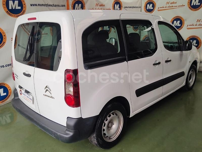 Usado Citroën Berlingo Live 75 CV (55 kW) 2018 Blanco Monovolumen