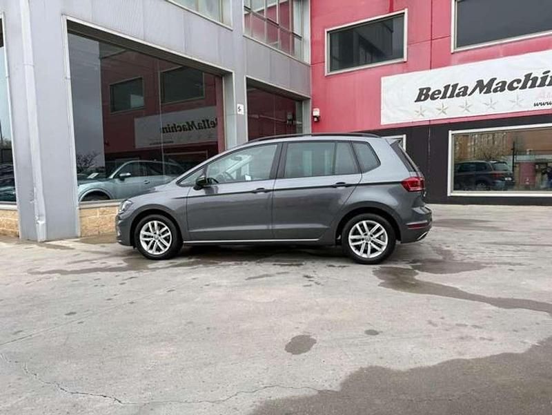 Usado VW Golf VII Advance 116 CV (85 kW) 2019 Gris Familiar