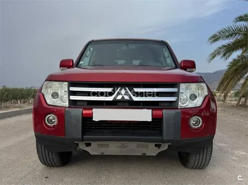 Usado Mitsubishi Montero 170 CV (125 kW) 2008 Rojo SUV