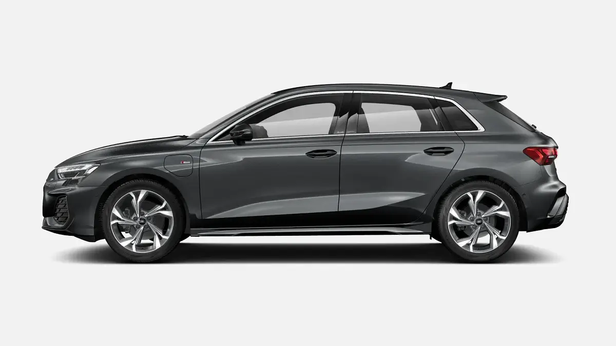 Usado Audi A3 Sportback S-Line 204 CV (150 kW) 2025 Gris Utilitario