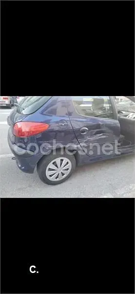 Usado Peugeot 206 75 CV (55 kW) 2002 Azul Berlina