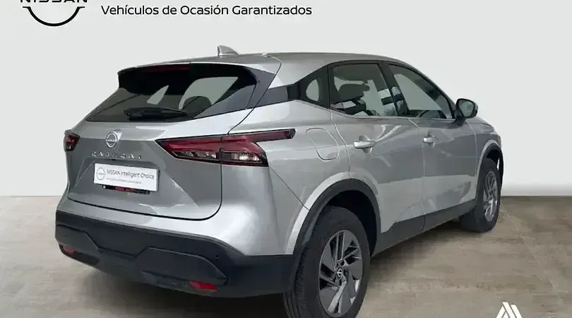Usado Nissan Qashqai Acenta 160 CV (117 kW) 2024 Plata diamante SUV