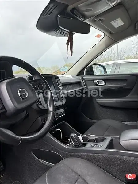 Usado Volvo XC40 150 CV (110 kW) 2019 Negro SUV