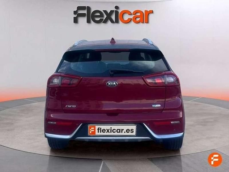 Usado Kia Niro 141 CV (103 kW) 2017 Rojo SUV